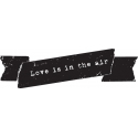 Love is in the air 1