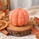 Świeca sojowa wolnostojąca Dynia z kokardkami 170 g